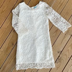 Floral Lace Quarter Sleeve Mini Dress!